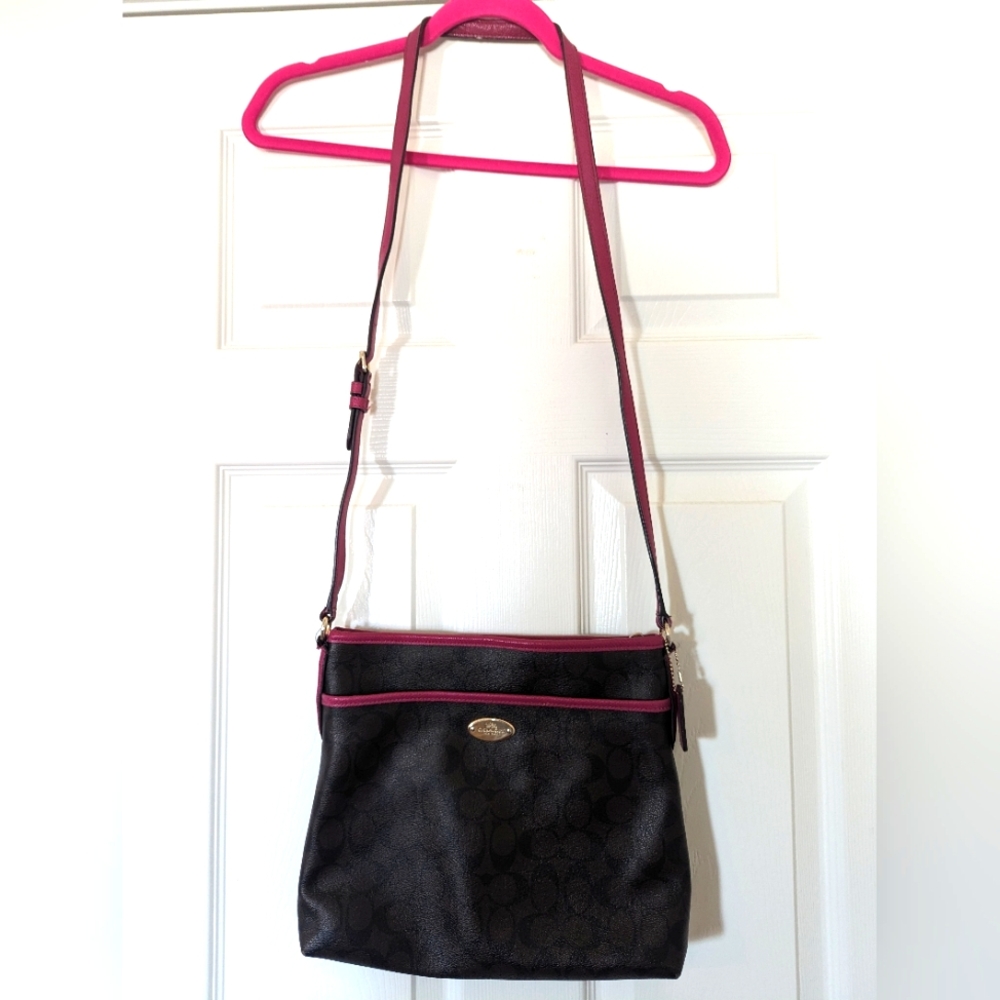Coach crossbody purse